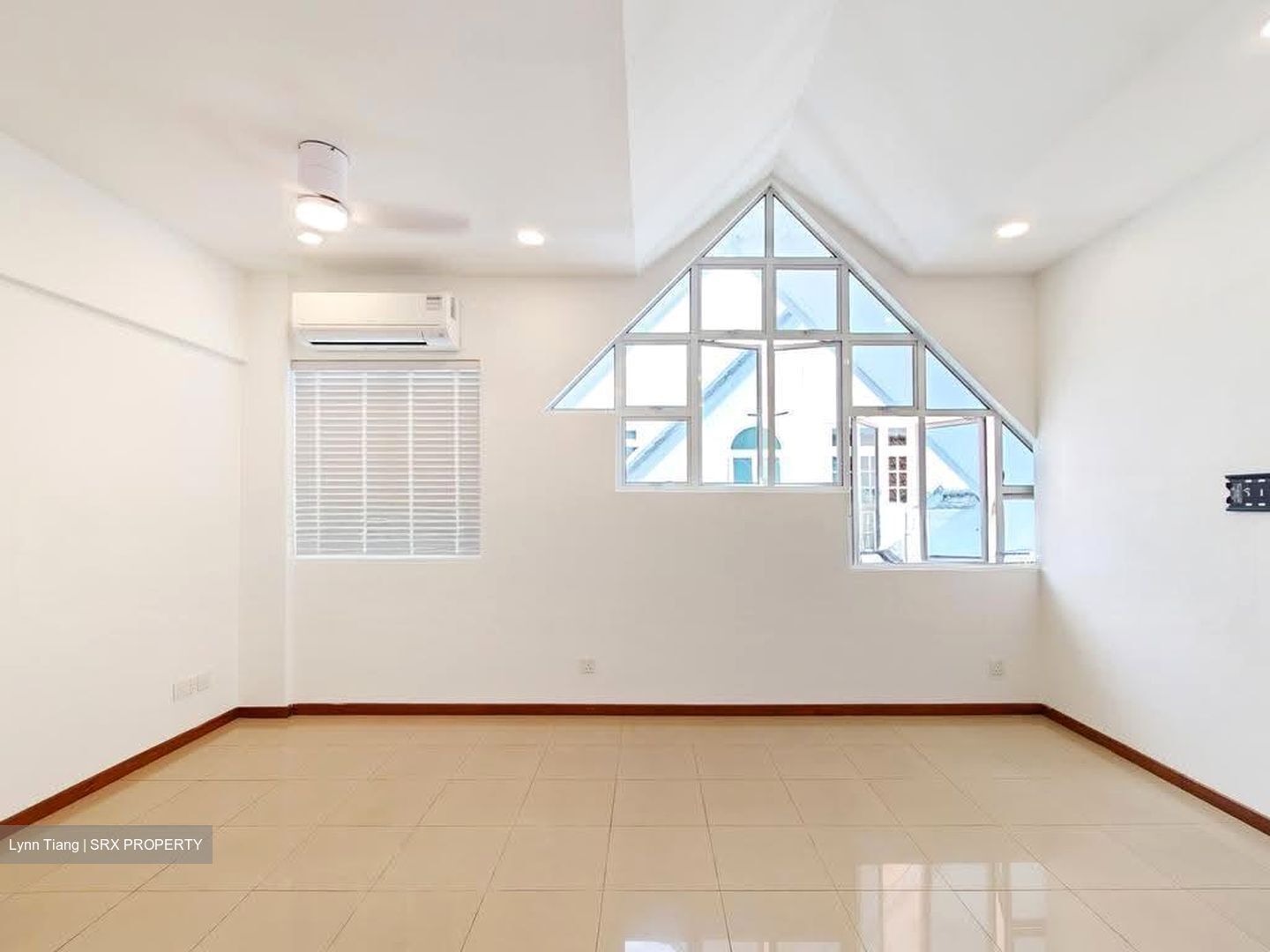 DUNBAR WALK (D15), Semi-Detached #614354091